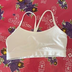 Lululemon Flow V Sports Bra. Size 8. White.